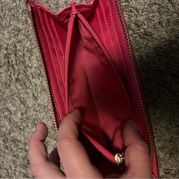 Coach Peyton Signature Khaki / Pink Salmon Accordion Wallet - Picture 5 of 7